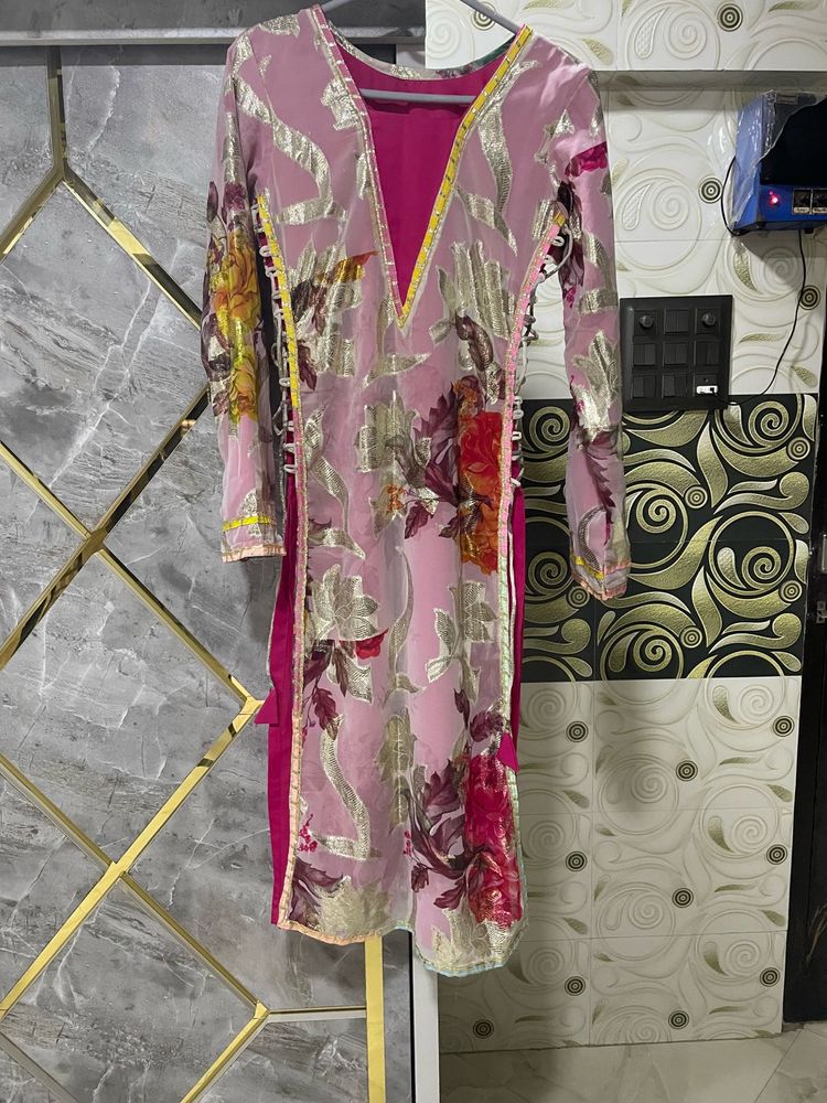 Beautiful Pink Floral Kurta