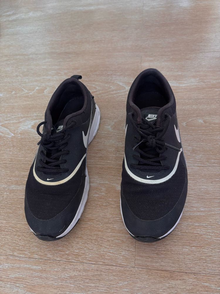 Nike air max thea