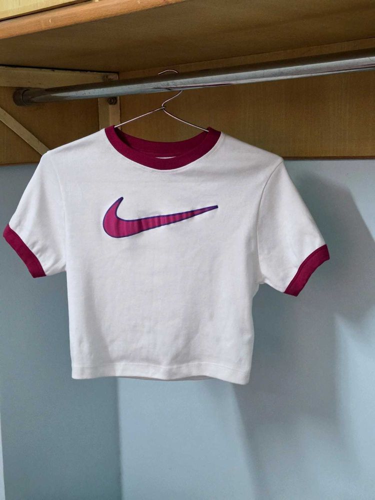 Nike Crop Top White/Hot Pink