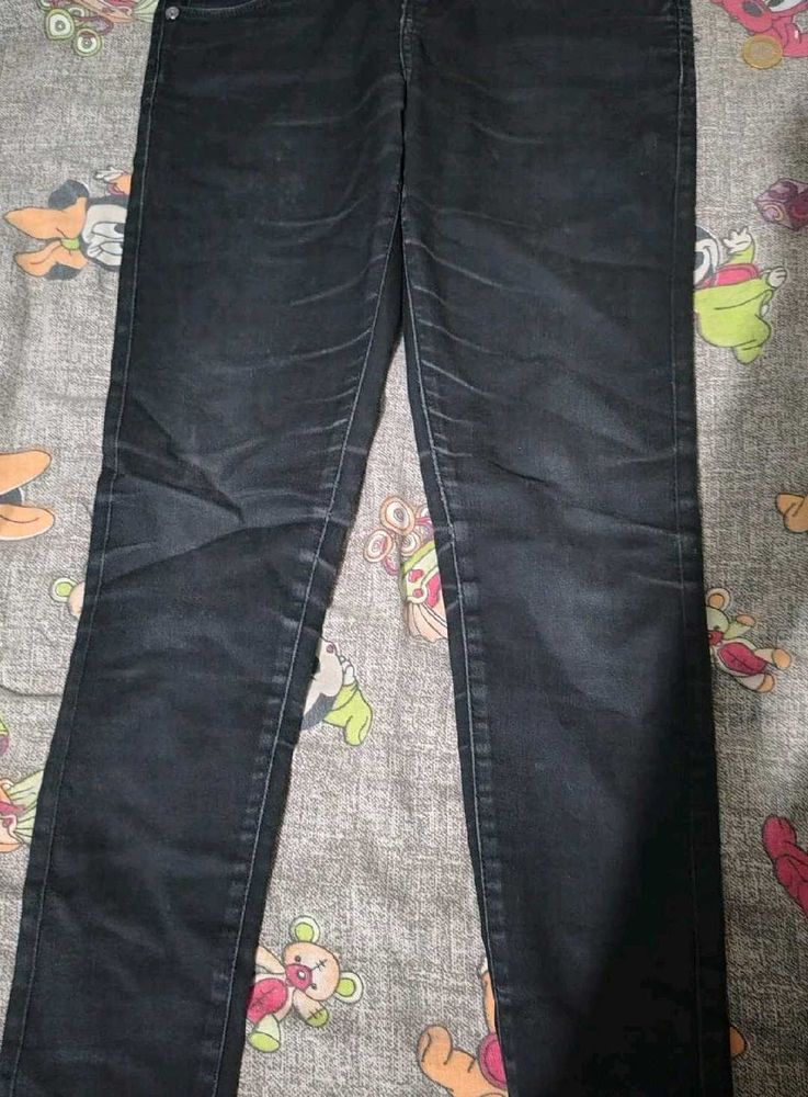 Black Slim Fit Jeans
