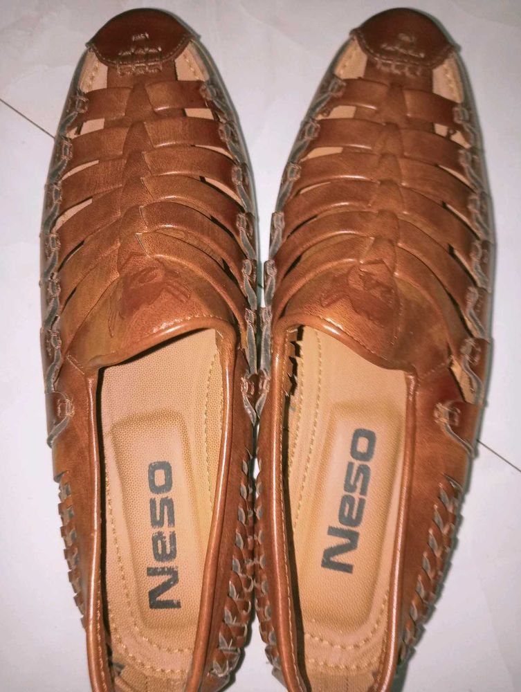 Neso Brown Leather Fisherman Sandals