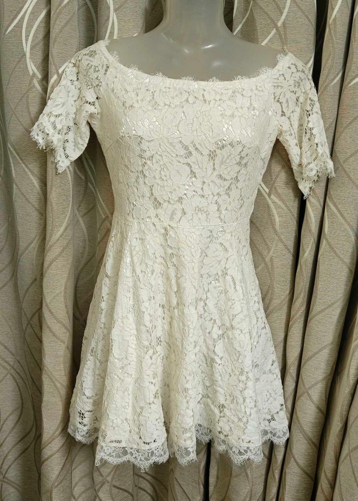 Elegant White Lace Dress