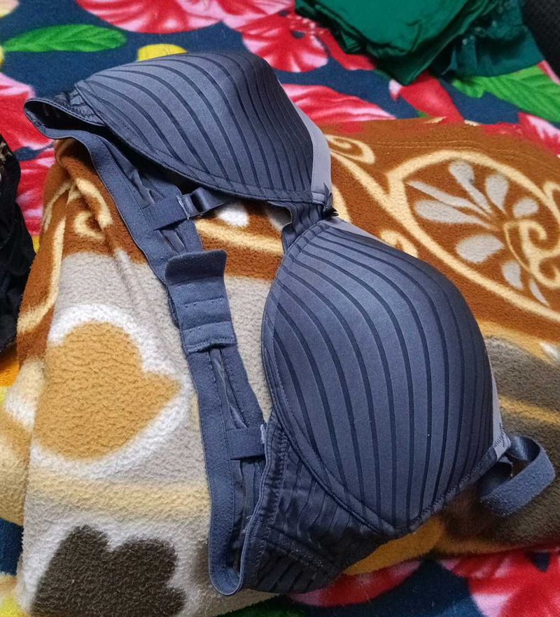 Striped Bra - Comfortable &amp; Stylish