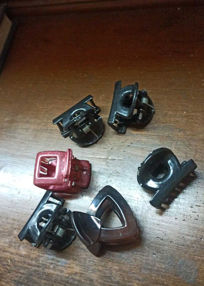 Assorted Hair Claw Clips