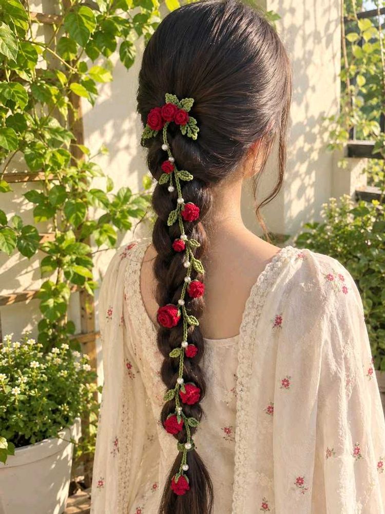 Handmade Rose &amp; Pearl Hair Garland