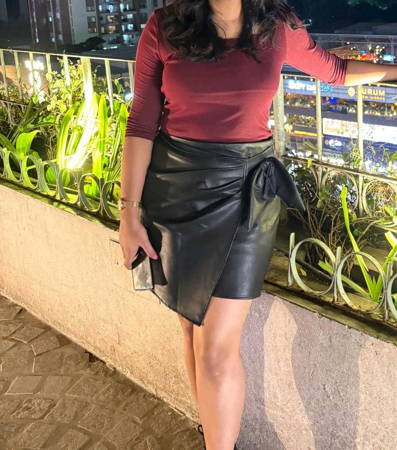 Chic Faux Leather Wrap Skirt