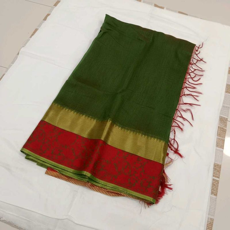 Elegant Green Saree with Red &amp; Gold Border