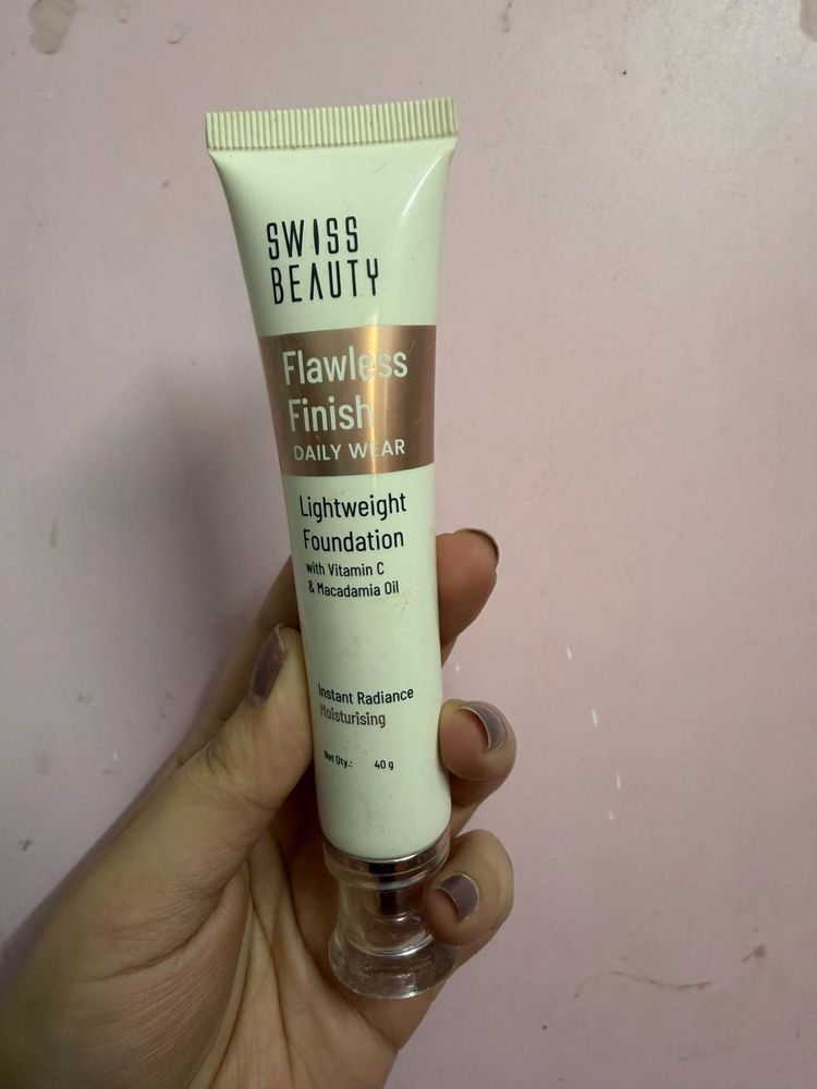 Swiss Beauty Flawless Finish Foundation