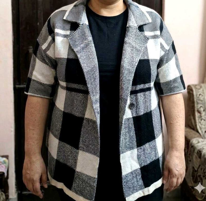 Checked Short Sleeve Blazer