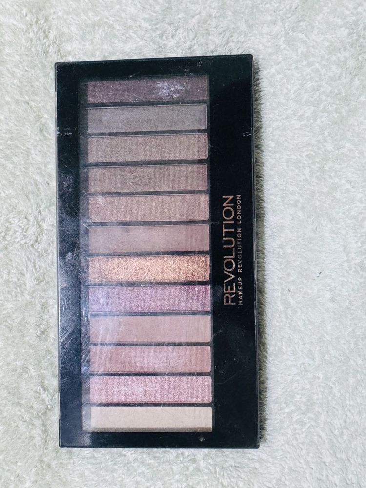 Revolution Eyeshadow Palette