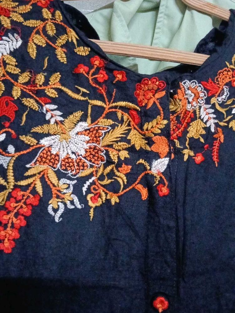 black Embroidered Kurta