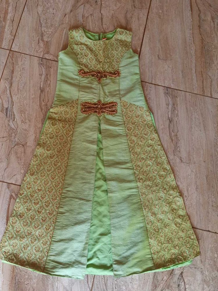 Elegant Green Ethnic Gown