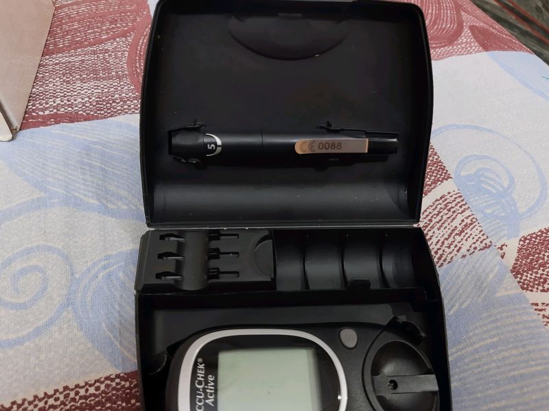 Accu Check Machine