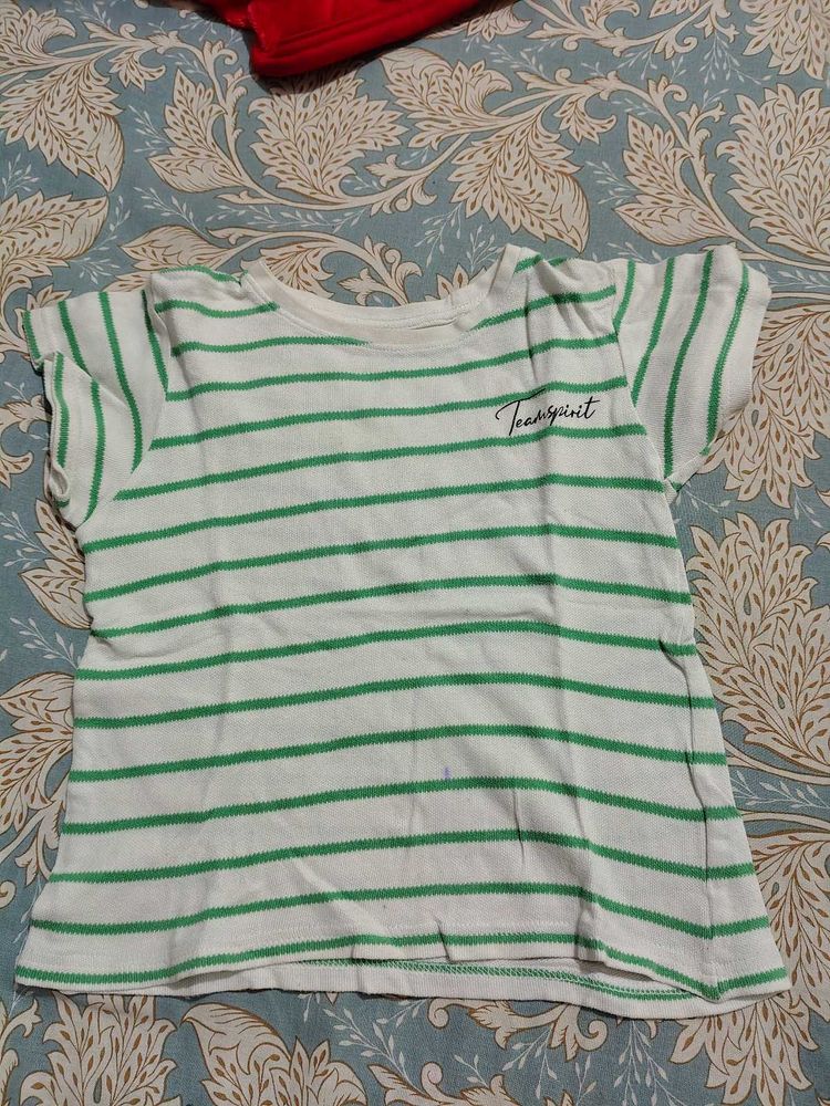 T-Shirt with hoodie jacket(shirt)
