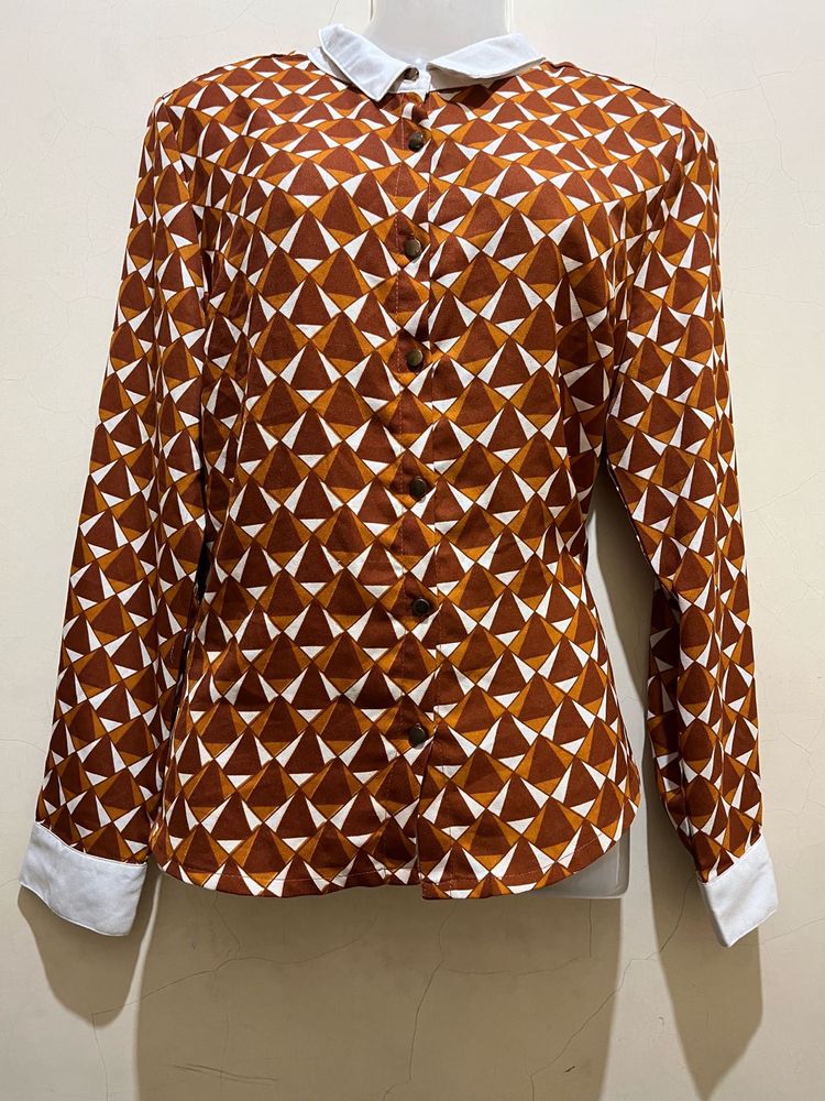 Geometric Print Button-Up