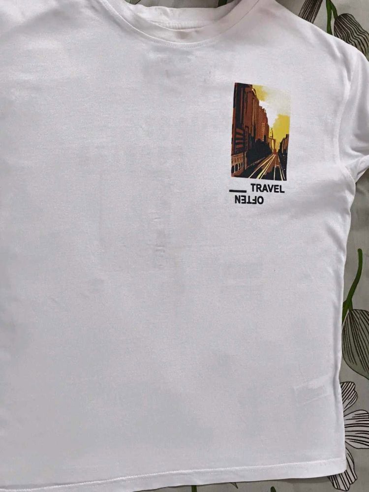 Graphic Tee "Travel Often" - White✨🎁
