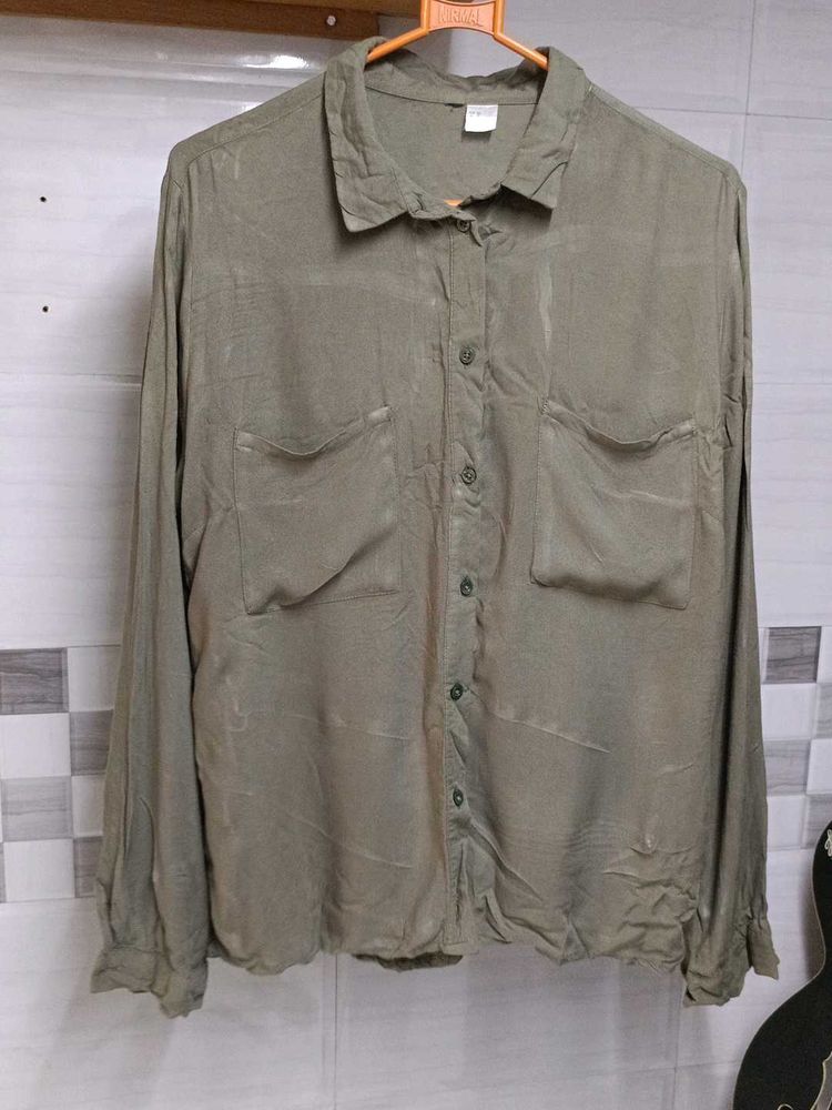 Stylish Olive Green Button-Up Shirt