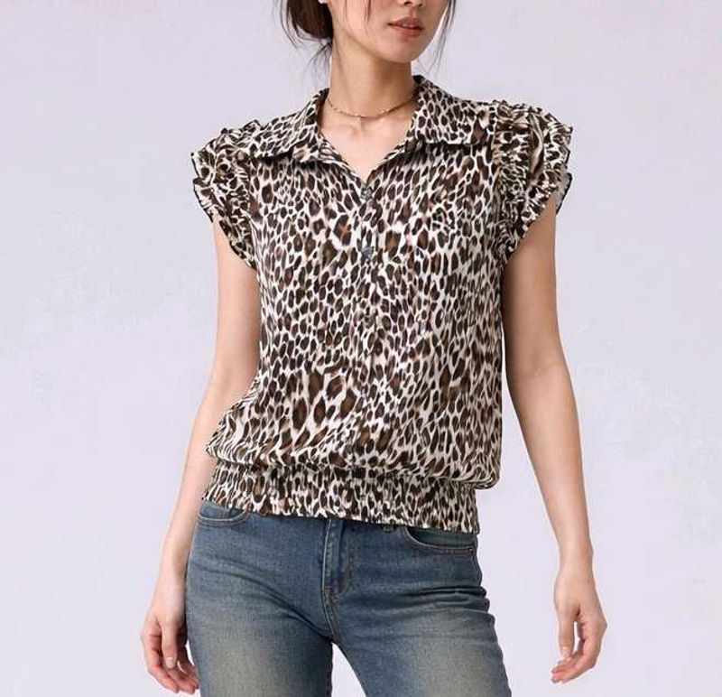 Chic Leopard Print Top