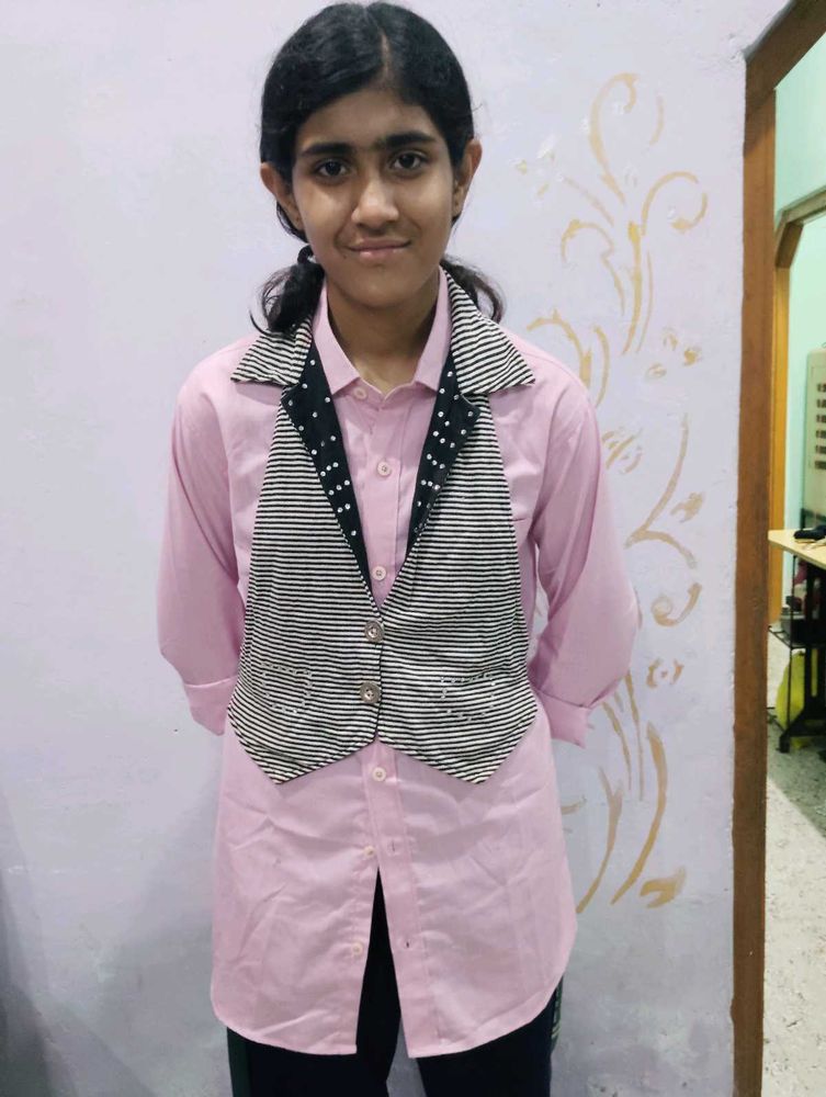 Chic Striped Vest &amp; Pink Shirt Combo