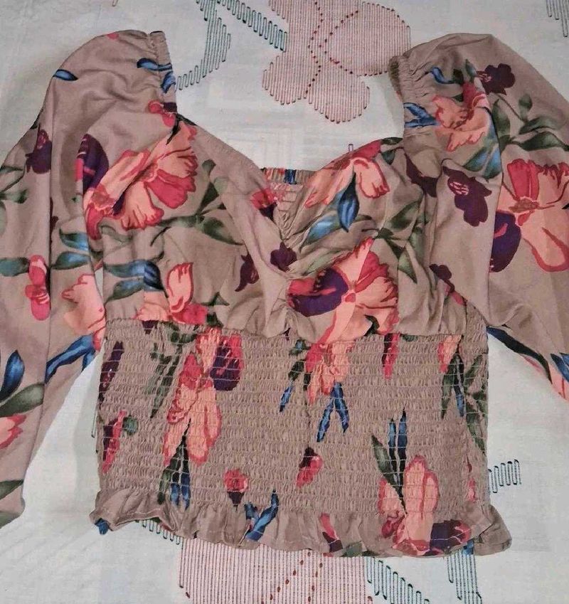 Chic Floral Print Puff Sleeve Top