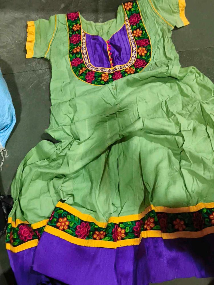 Embroidered Kurta with Purple Accents