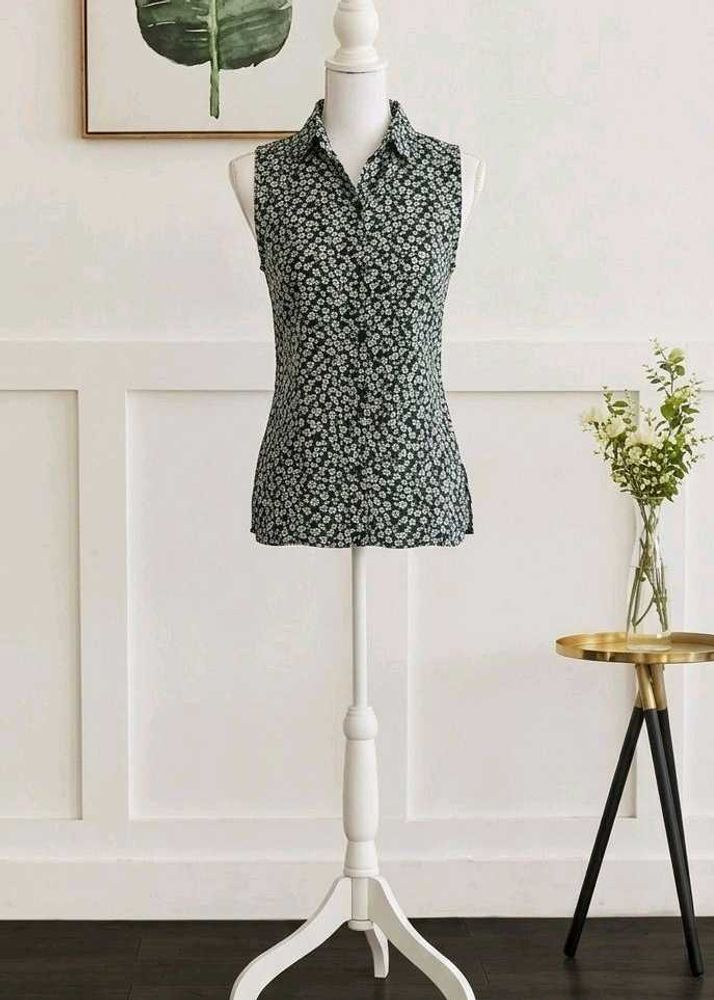 Sleeveless Floral Button-Up Top