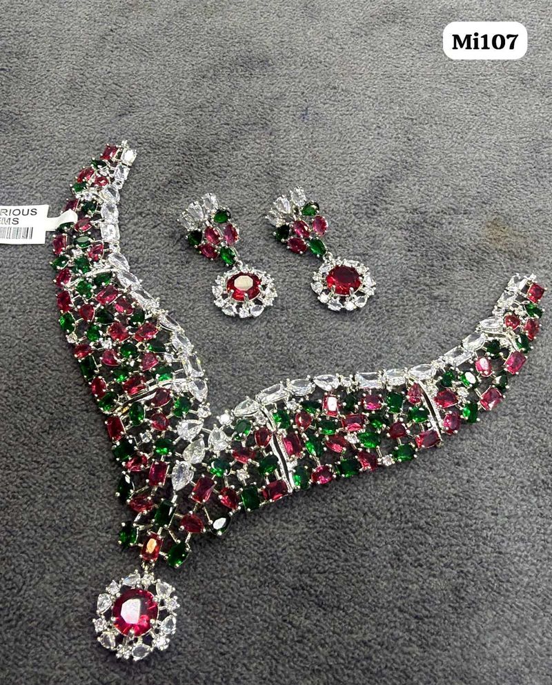 PREMIUM HIGH QUALITY AMERICAN DIAMOND SET AT FIX P