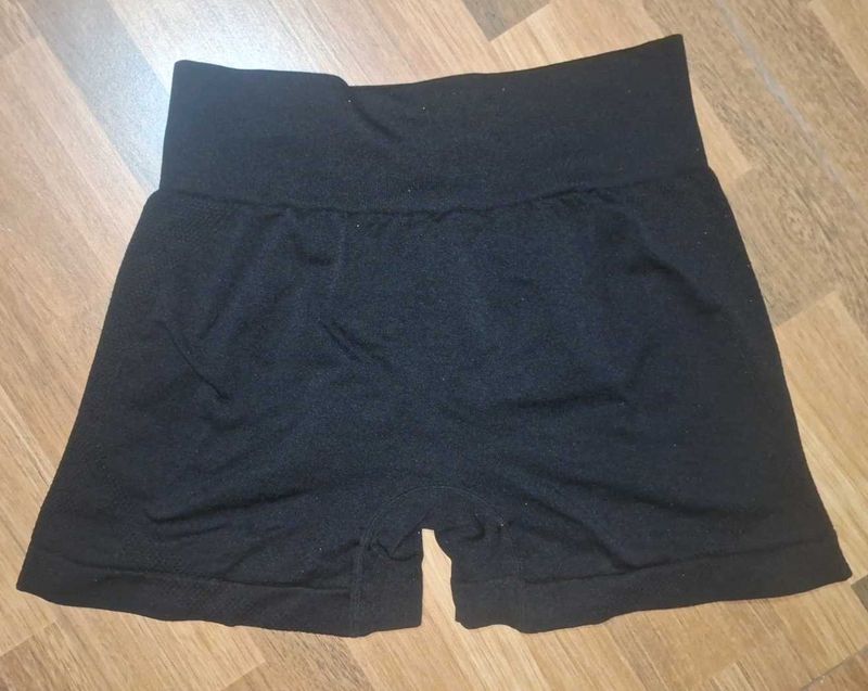 Black High Waisted GYM Shorts