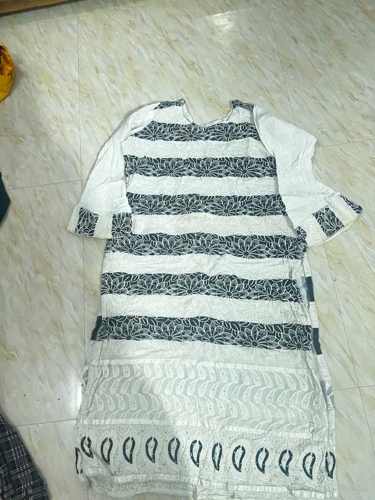 White &amp; Black Striped Chikankari Kurta
