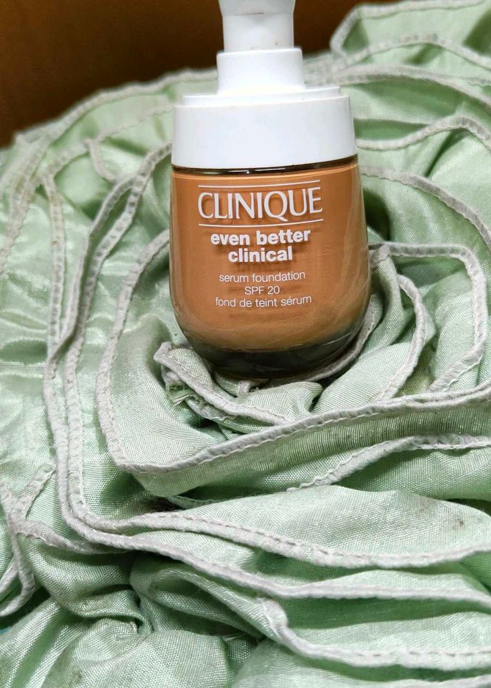 Clinique Even Better Clinical Serum Foundation