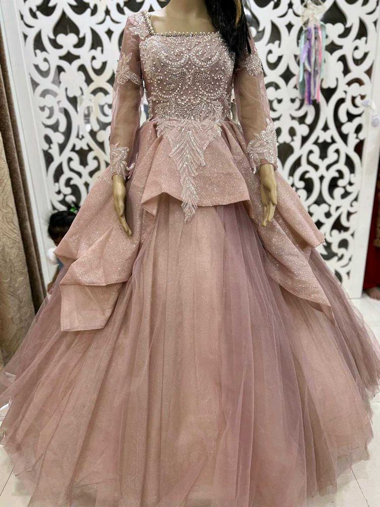 Beautiful Engagement Gown With Cancan Ring
