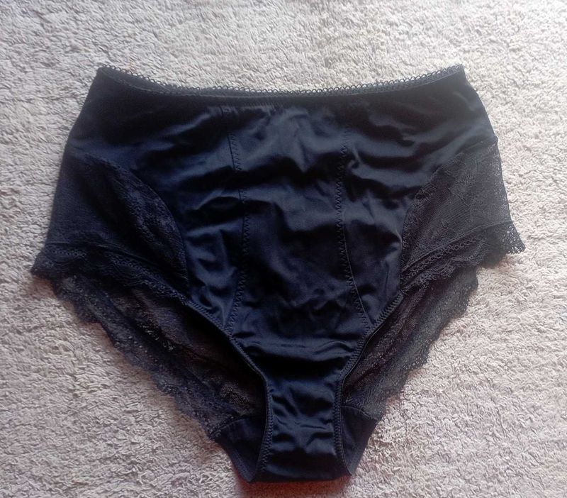 Black Lace Detail Briefs