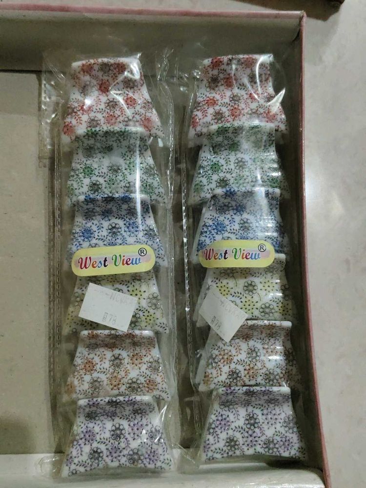Set of 6 Floral Hair Clips