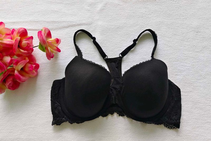 Comfortable Black Front-Closure inner