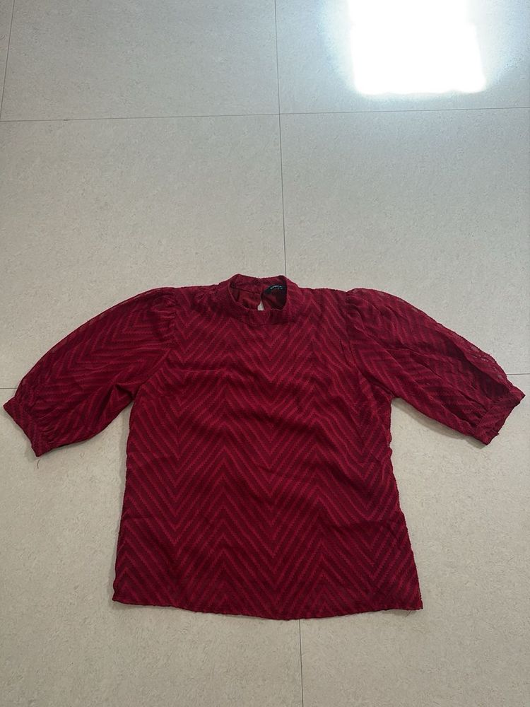Stylish Red Puff Sleeve Top