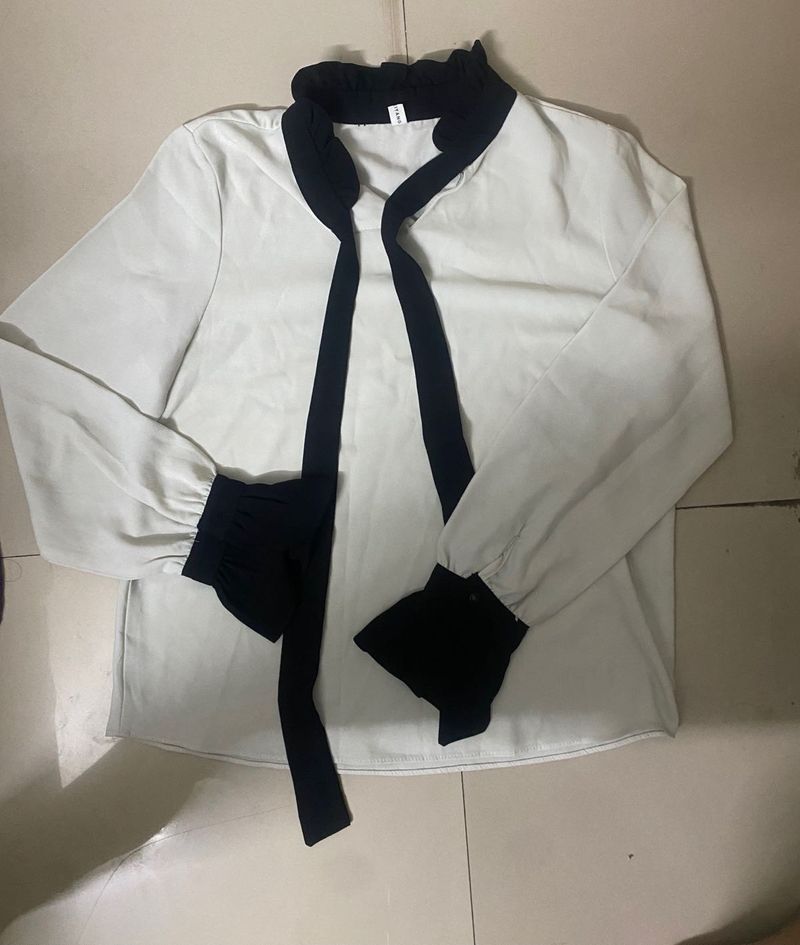 Chic Black and White Blouse