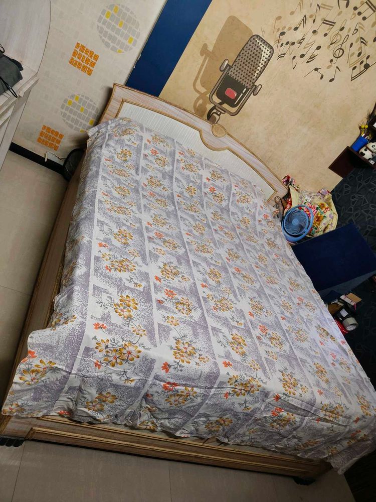 Elegant Floral print double Bed Sheet