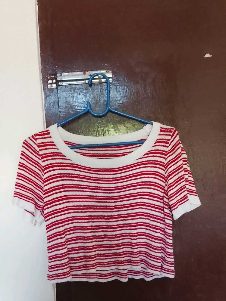 Striped Red &amp; White Cropped Top