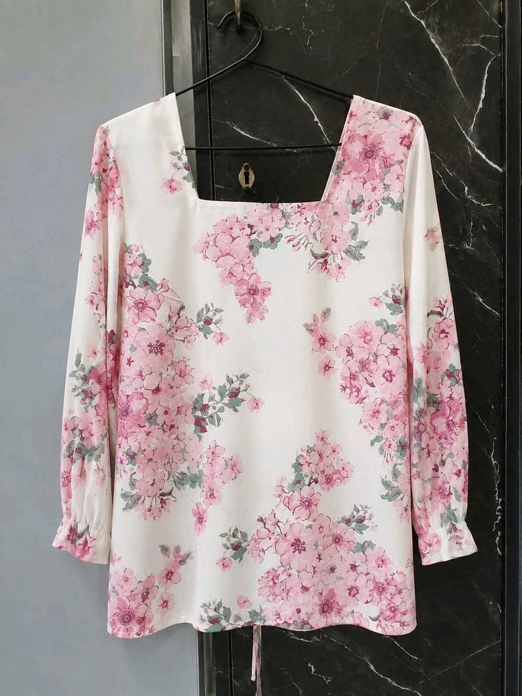 🌸 Floral Square Neck Tie-Back Top/Short Kurti 🌸