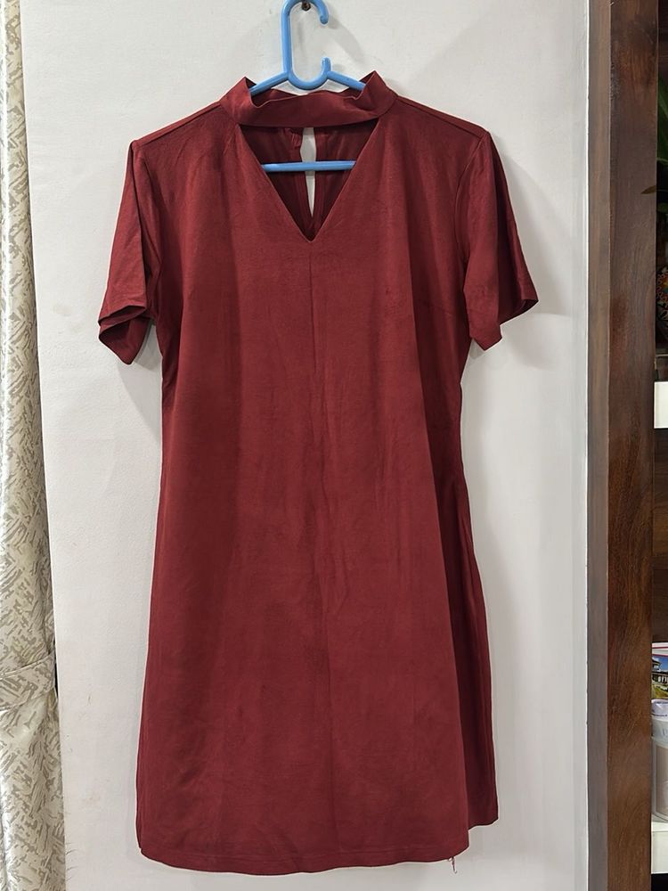 Maroon V-Neck Cutout Dress