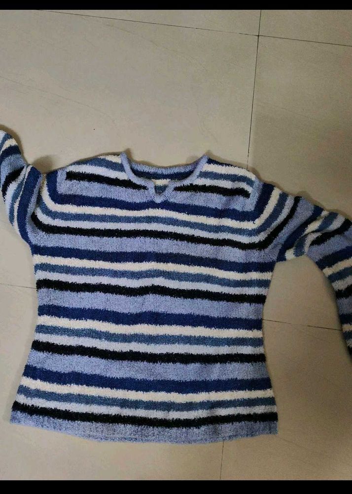 Striped Knit Sweater/ top
