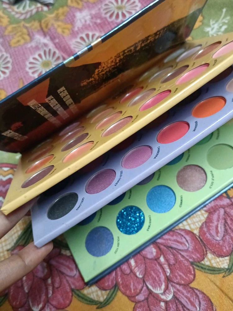 Vibrant Eyeshadow Palette