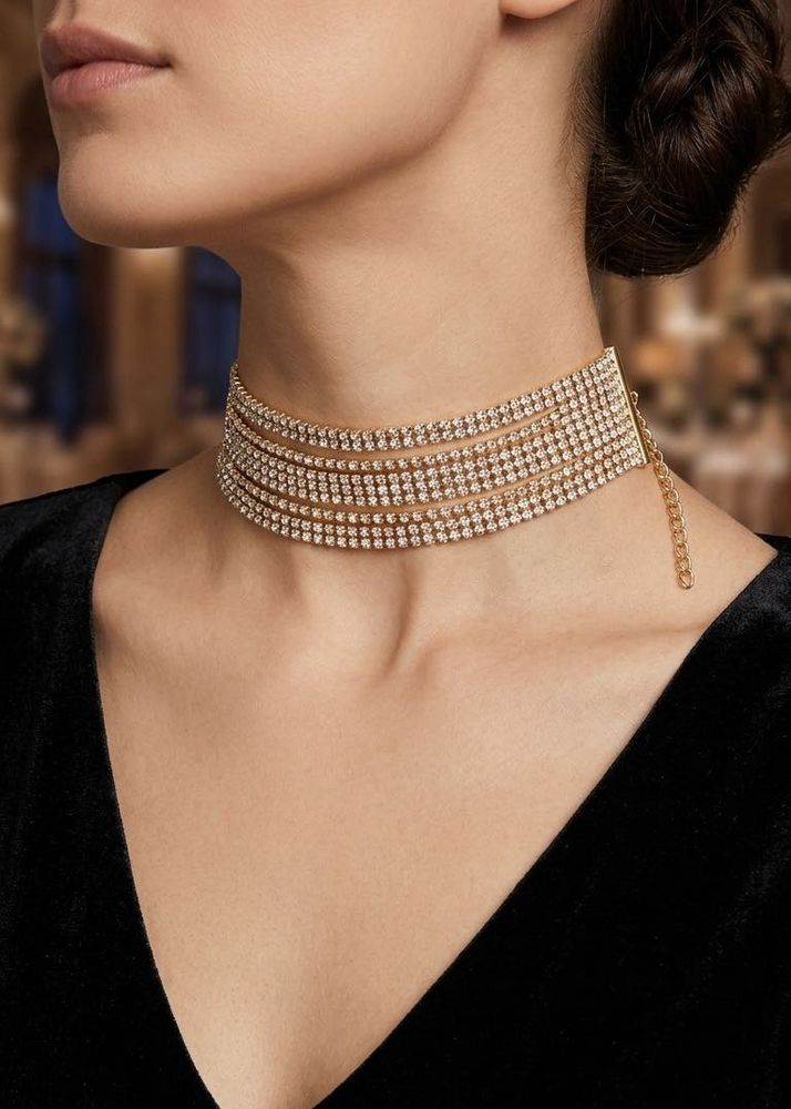 Sparkling Rhinestone Choker