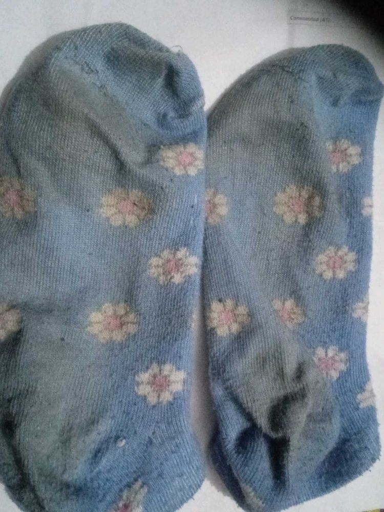 Cute Blue Floral Socks