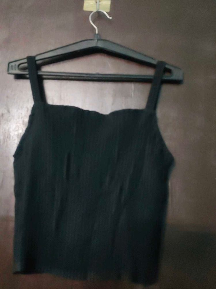 Chic Black Sleeveless Top