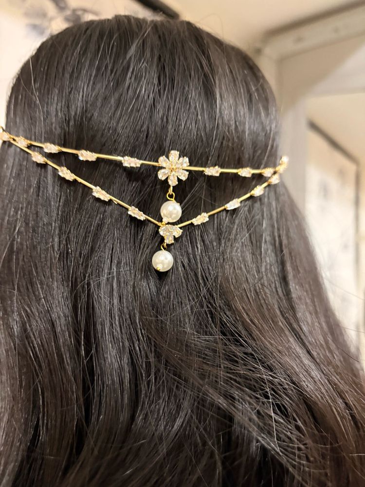 Pearl &amp; Crystal Hair Accessory