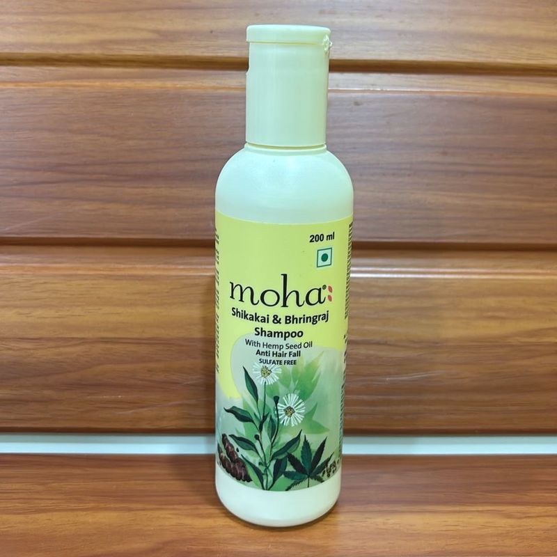 Moha Shikakai &amp; Bhringraj Shampoo 200ml