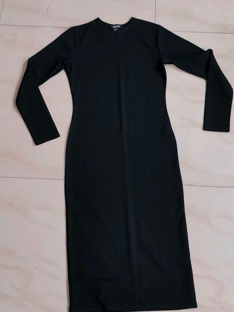 Classic Black Long Sleeve Midi Dress
