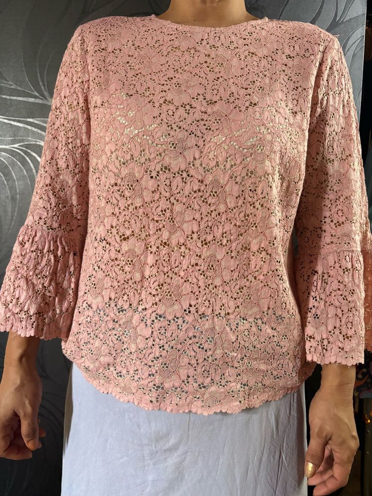 Chic Lace Bell Sleeve Top