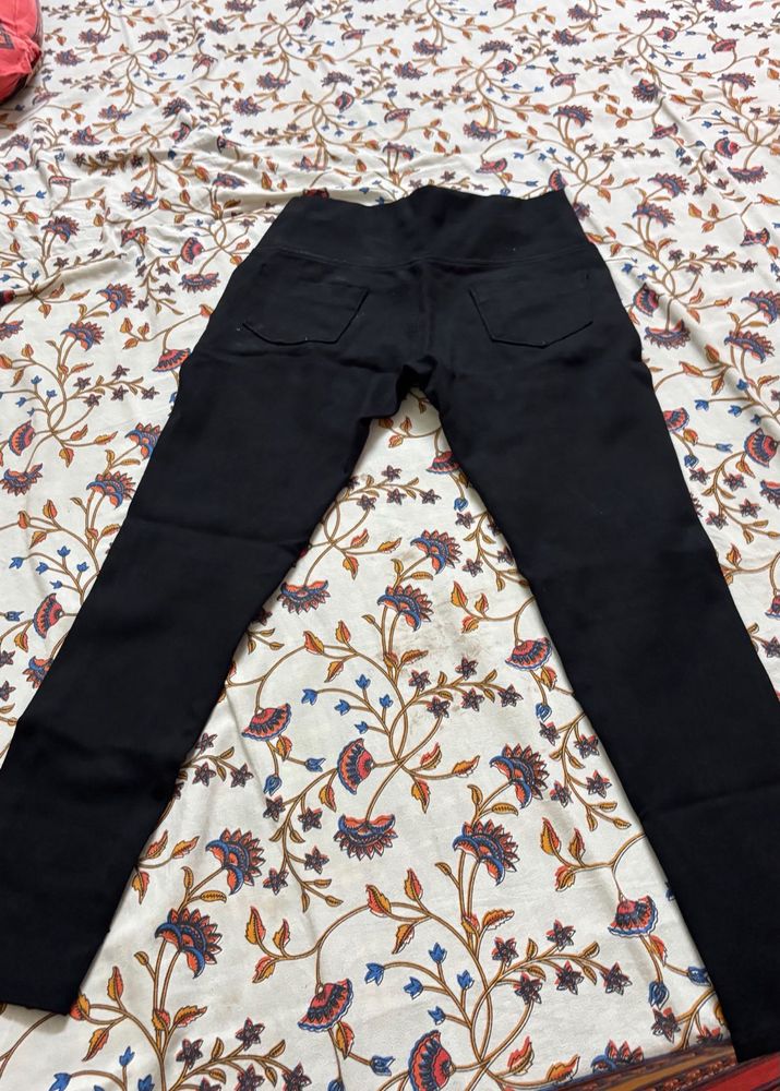 Classic Black Skinny Pants